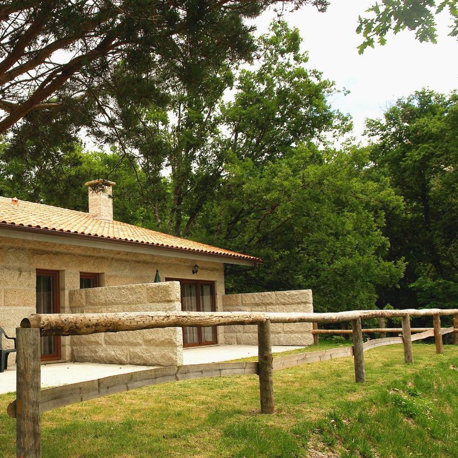 Bungalows - Serra Do Geres Campo do Geres Esterno foto